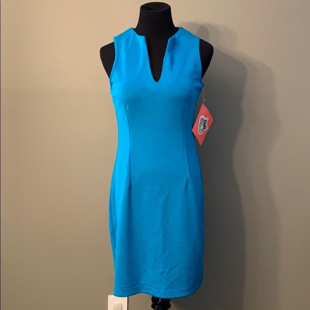 NWT Dollhouse Size S